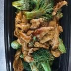 Best Chicken w. Broccoli in Mohegan Lake, NY